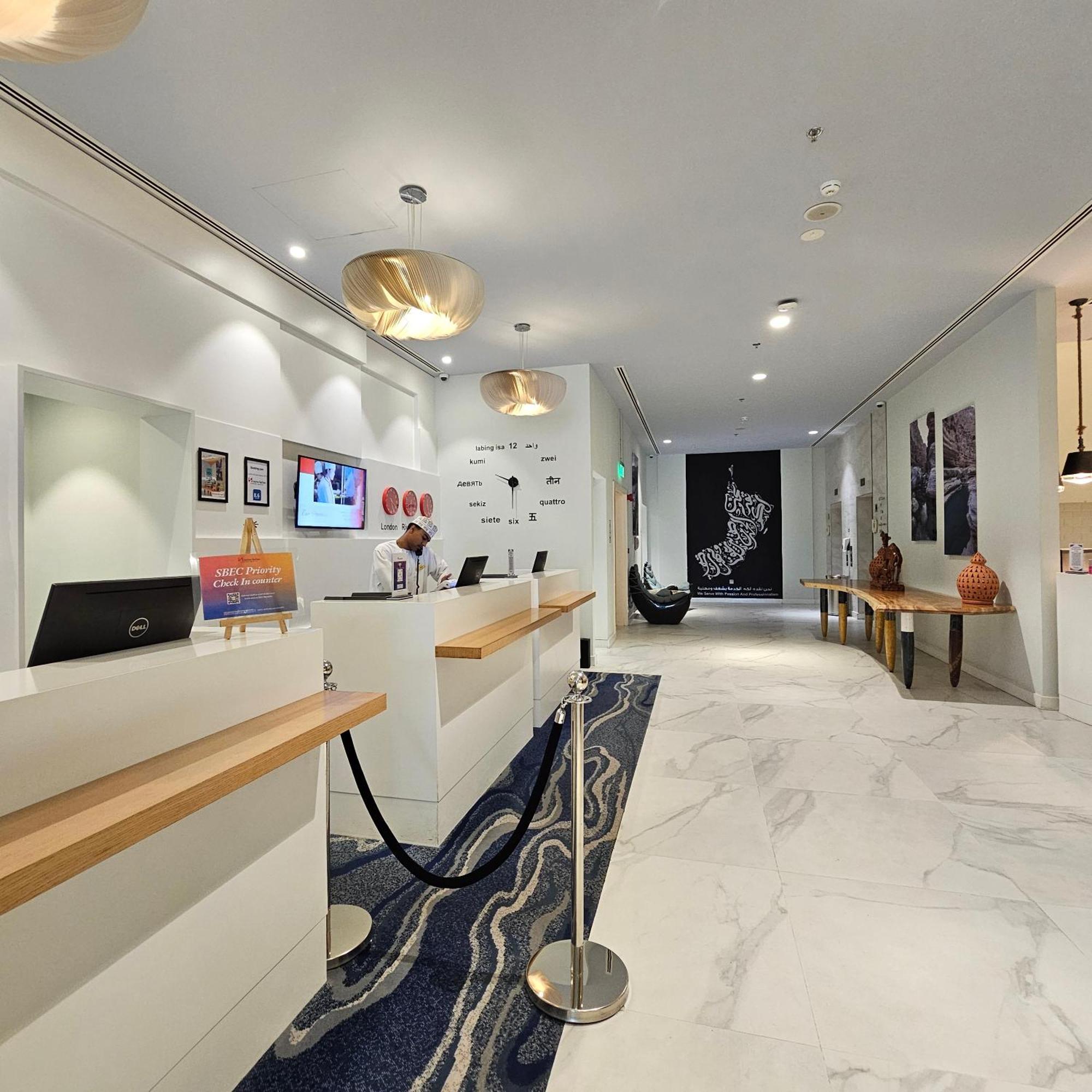 Swiss-Belinn Airport Muscat Oman Exterior foto